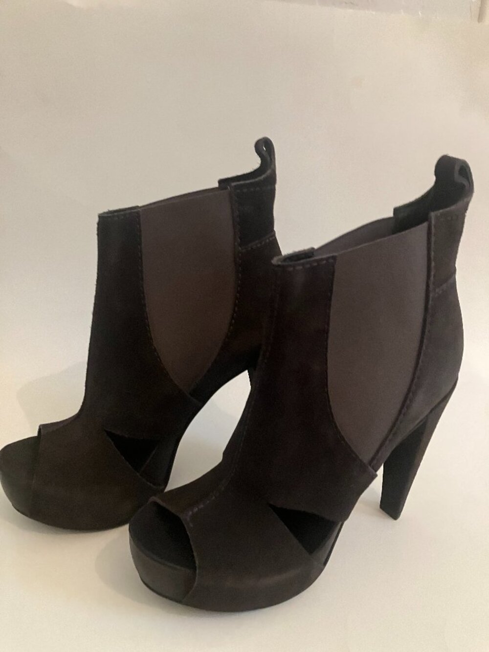 PEDRO GARCIA, ABBIE peep-toe heel boot, EU size 40 1/2 (US 9), NIB